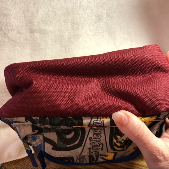 FINAL SALE- LEAVING CLOSET-NO FURTHER DISCOUNTS - Picture 8 of 10